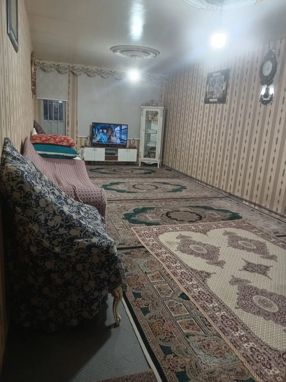 خانه سه طبقه