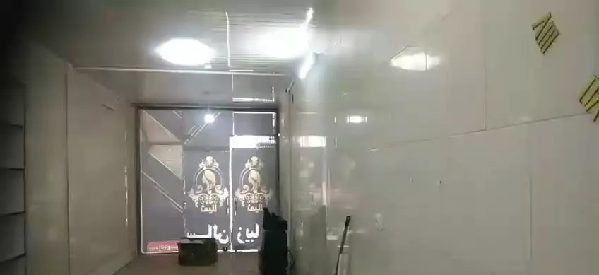 مغازه بسیار تمیز 40متری