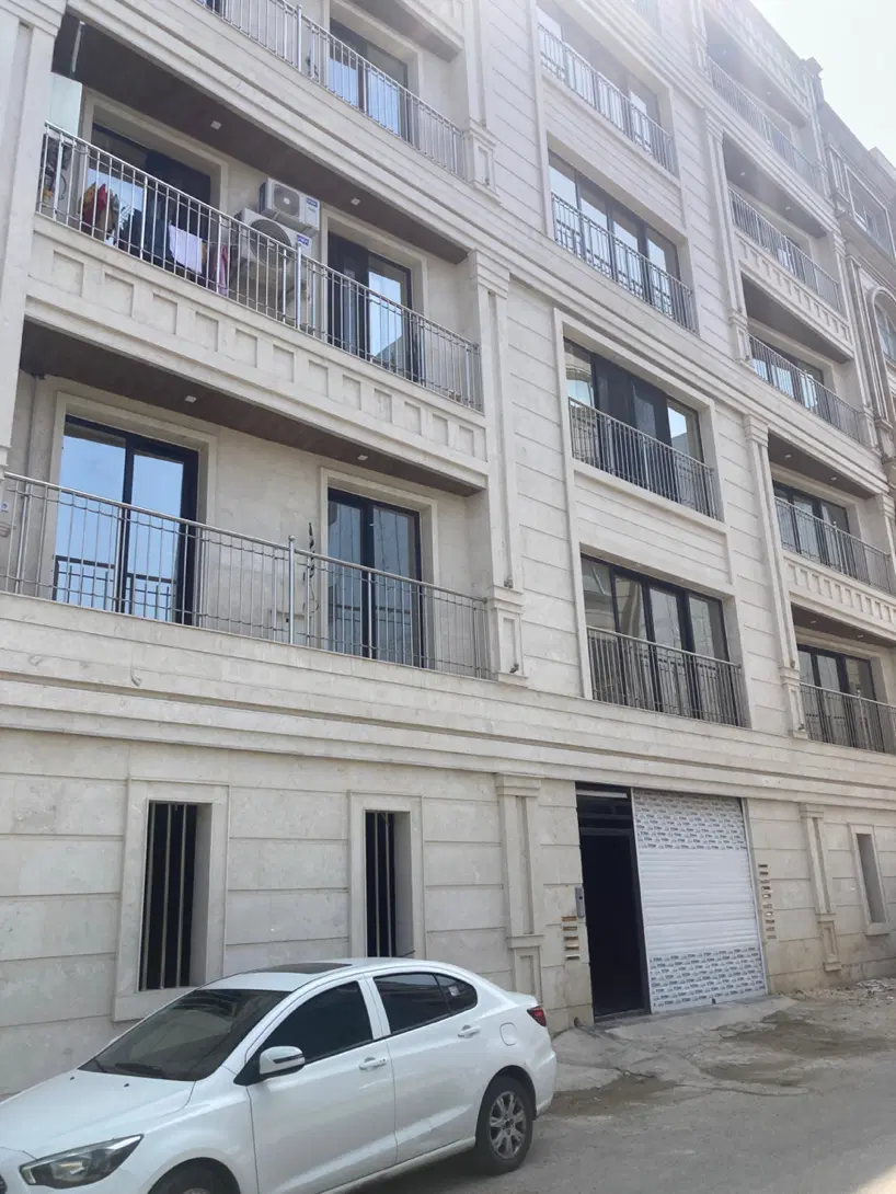 آپارتمان نوساز۱۲۵متری دوخواب