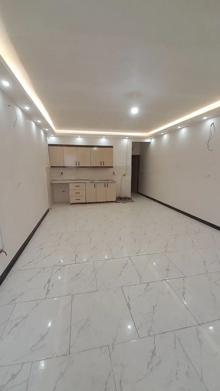 فروش خانه رسالت دوطبقه مجزا غرق نور