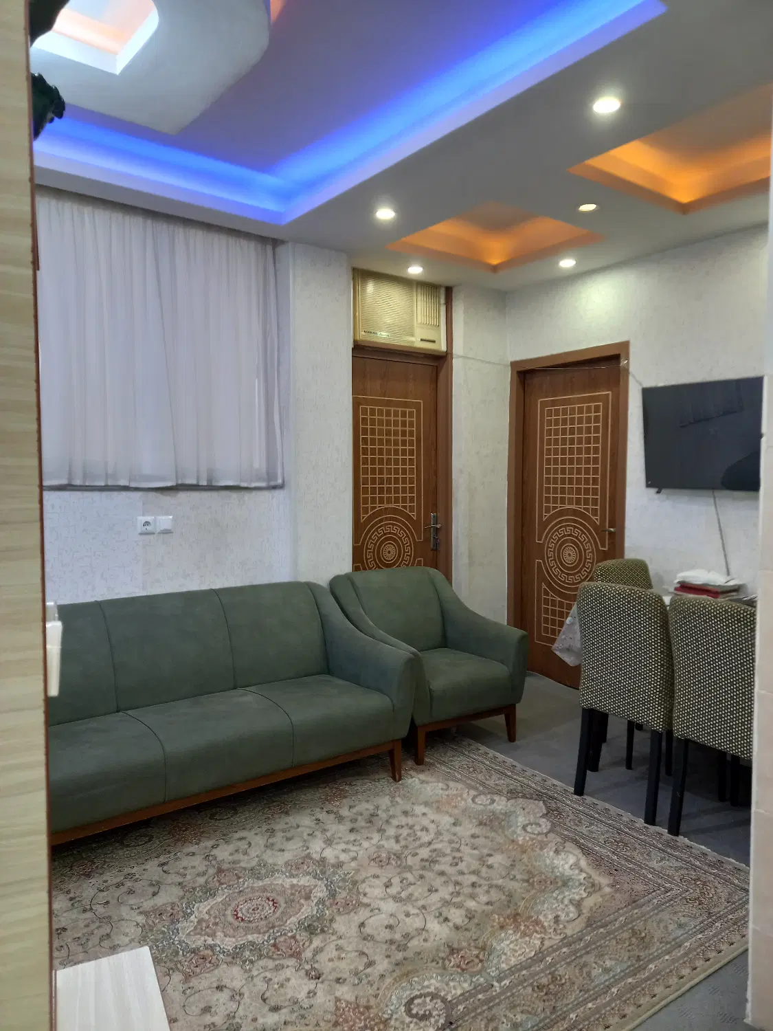 سوئیت مستقل بازسازی شده در گلستان