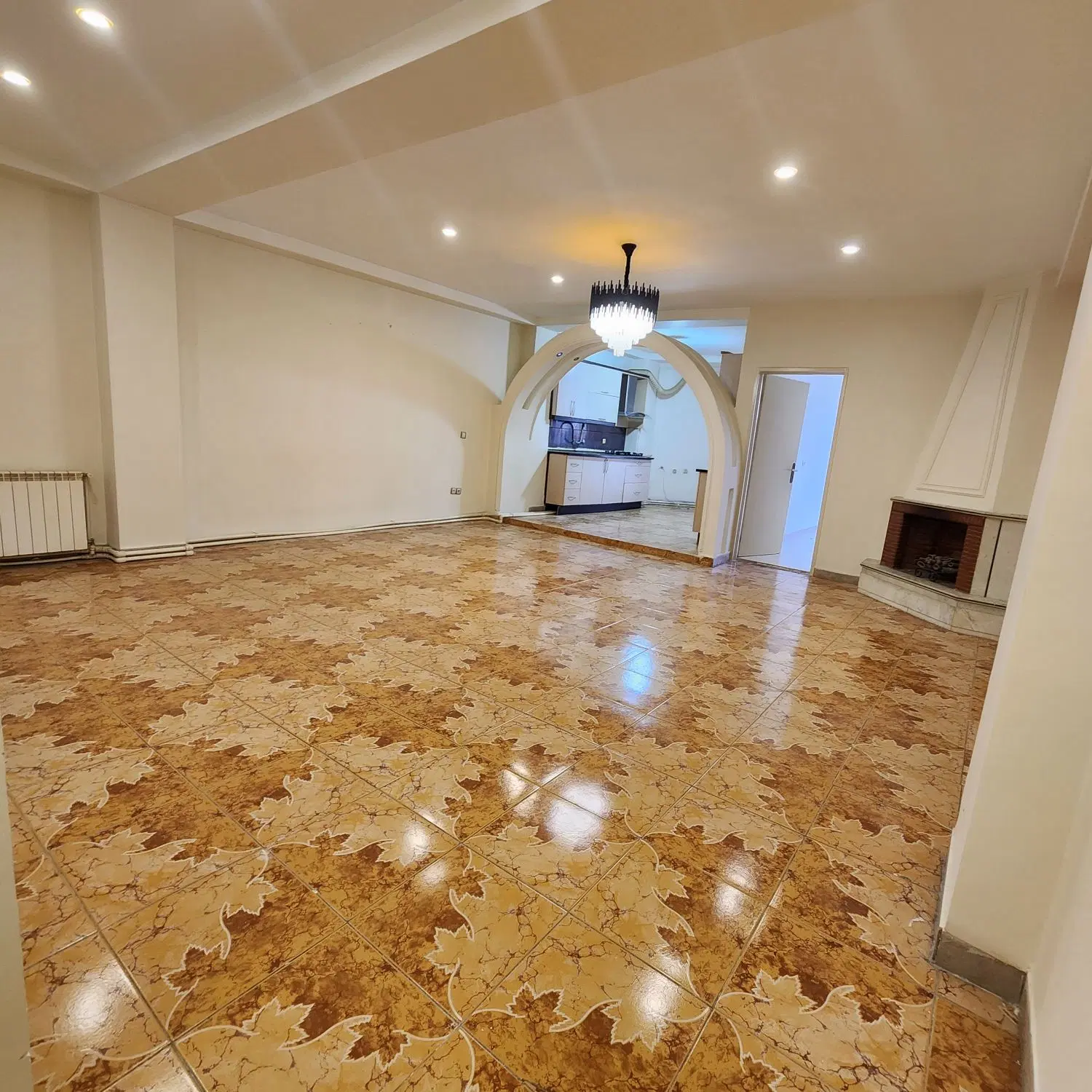 آپارتمان ۸۹ متری ۲ خواب مطهری(بلوار نبوت)