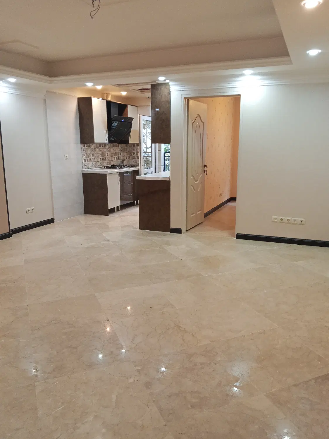 رهن و اجاره آپارتمان ۶۰ متری نارمک نزدیک مترو