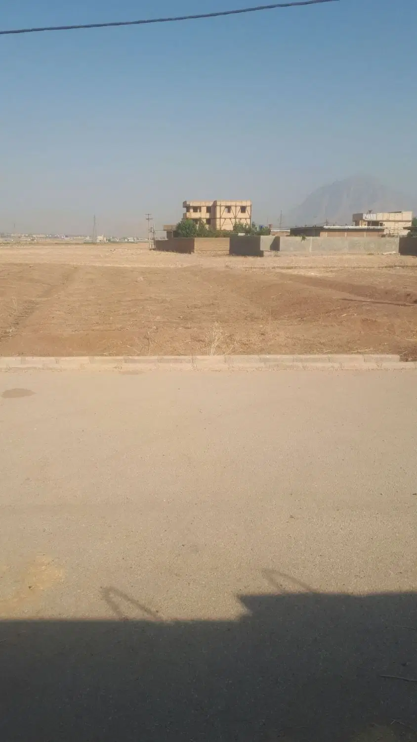 زمین سهیل بیگی
