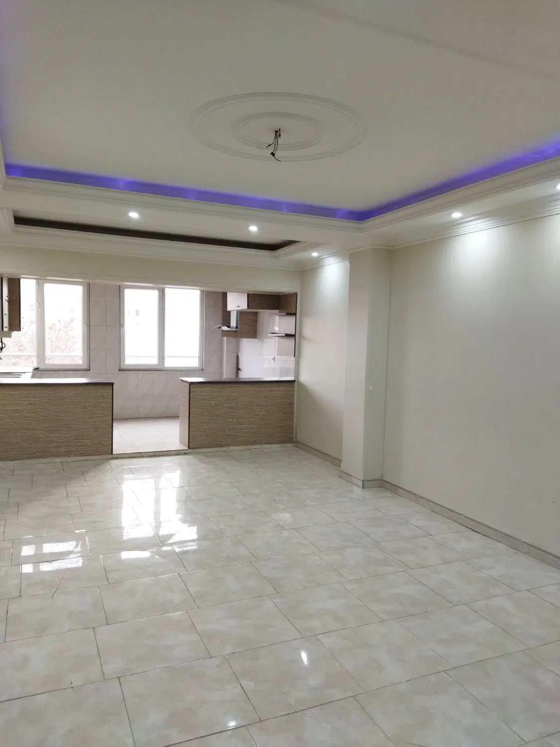 ۶۰متری_دوخواب_فول امکانات_تخلیه