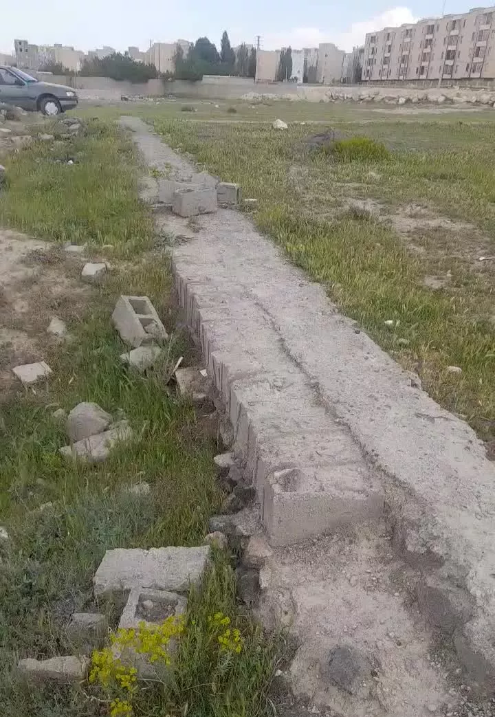 زمین قولنامه ای نزدیک کارشناسان صد متری