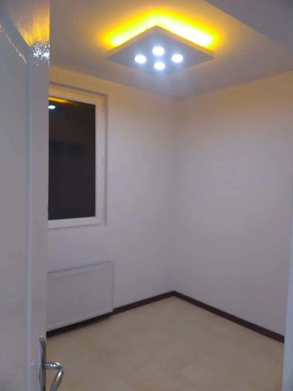 واحد پارسه ۲شهرک ابریشم.کیانمهر