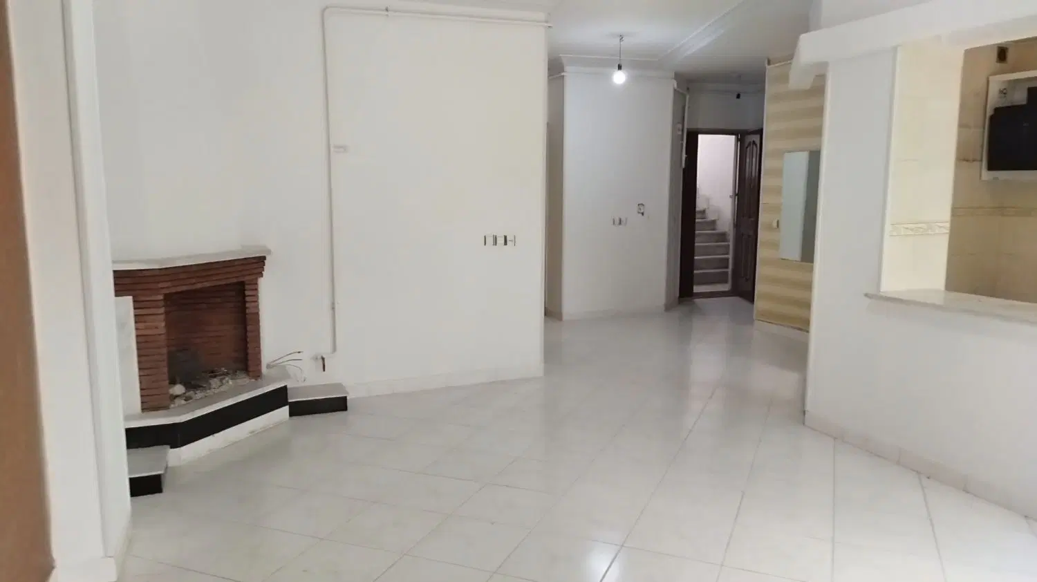 اپارتمان ۹۰ متری گلبرگ یک