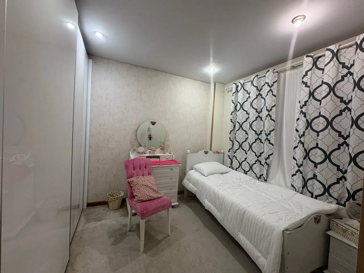 رهن کامل آپارتمان در امیرآباد_کارگر شمالی