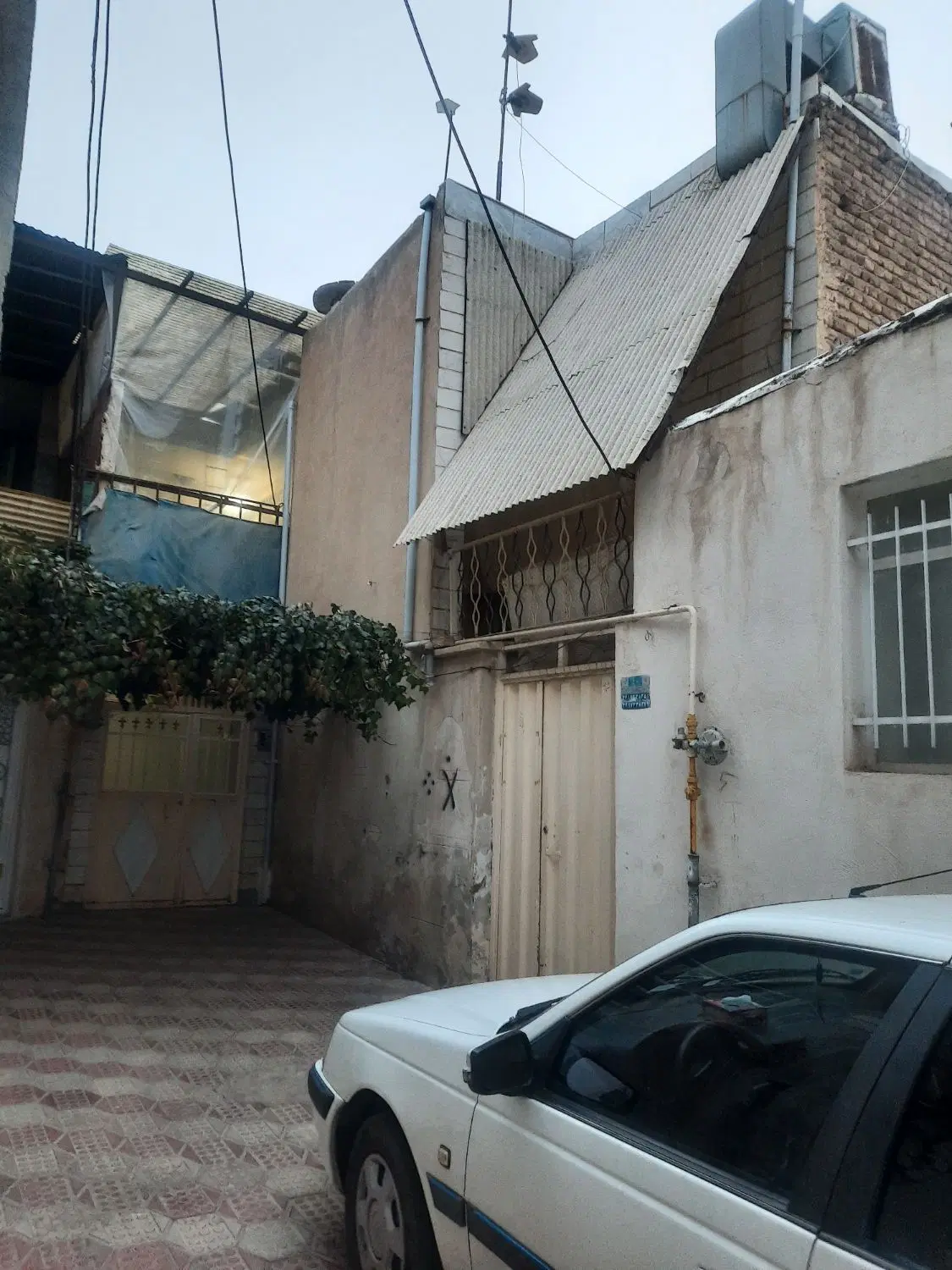 خونه ی دو طبقه ۶۰ متری