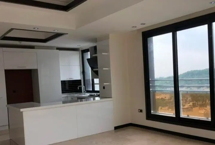 نیازمند همخانه همخونه