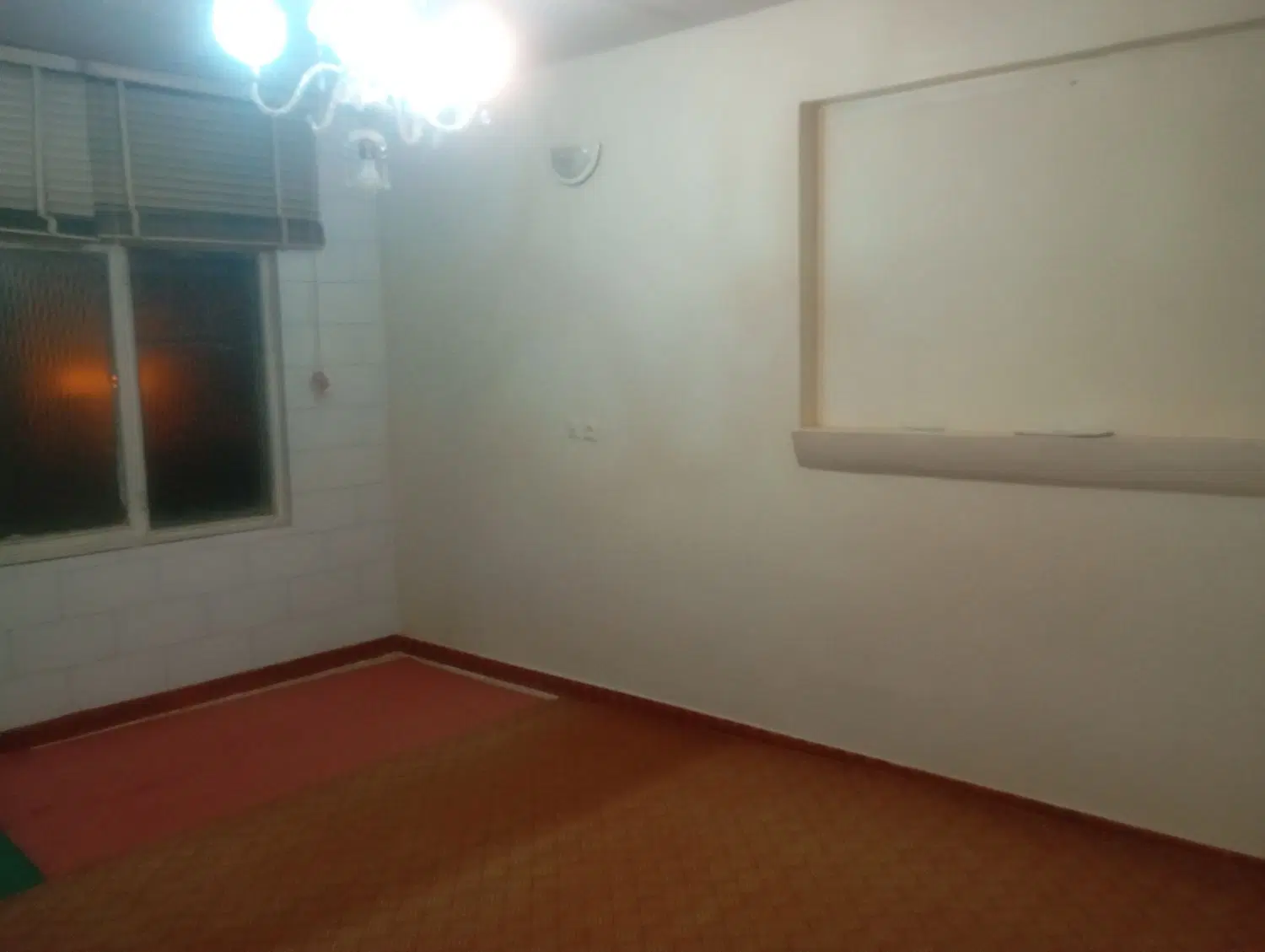 اجاره مسکونی طبقه اول ابتدای باغ فردوس