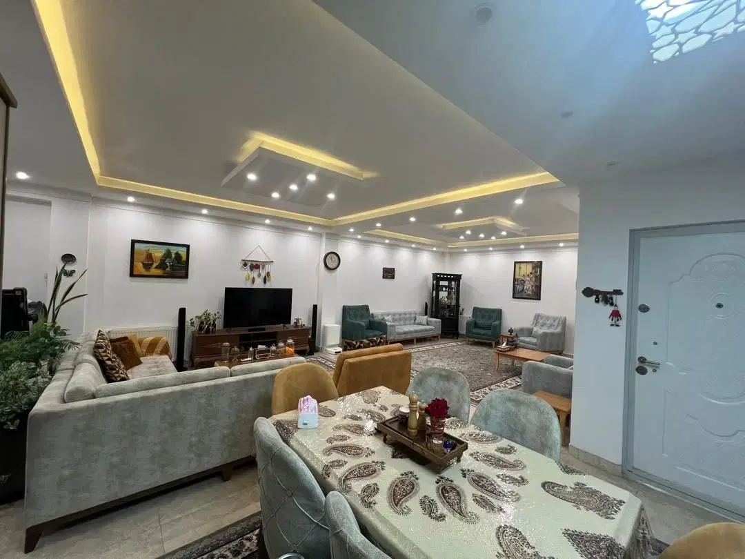 فروش دو واحد آپارتمان و یک سوییت ولیعصر