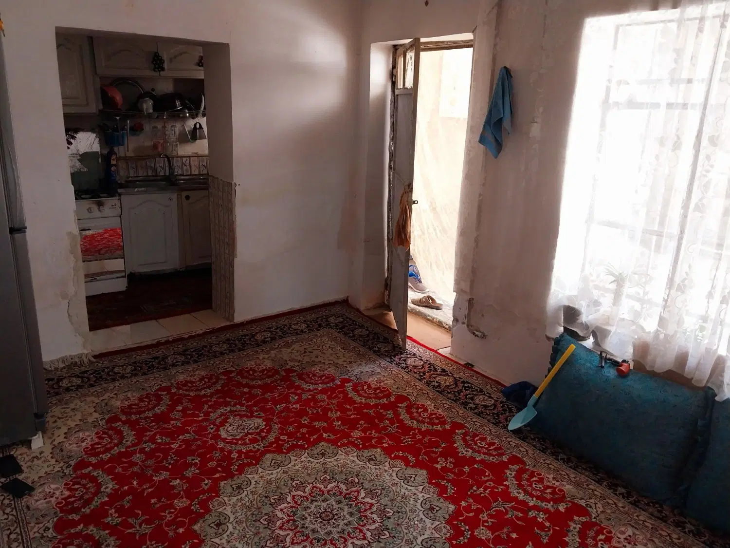 خانه کلنگی قابل استفاده و بازسازی شده گرمدره