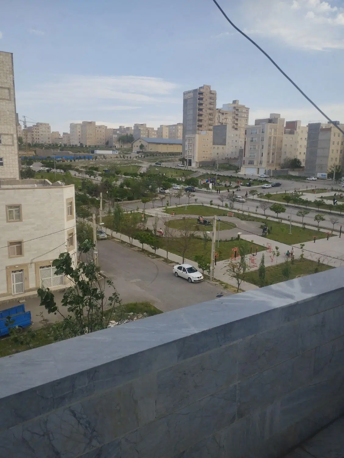 واحد ۸۵ متری طبقه چهارم در شهرک کوثر