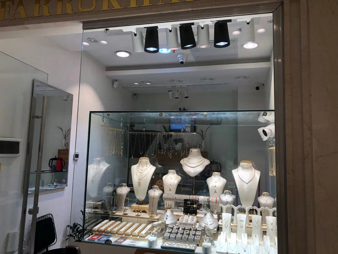 اجاره مغازه طلا فروشی ۱۲متری زیما مال