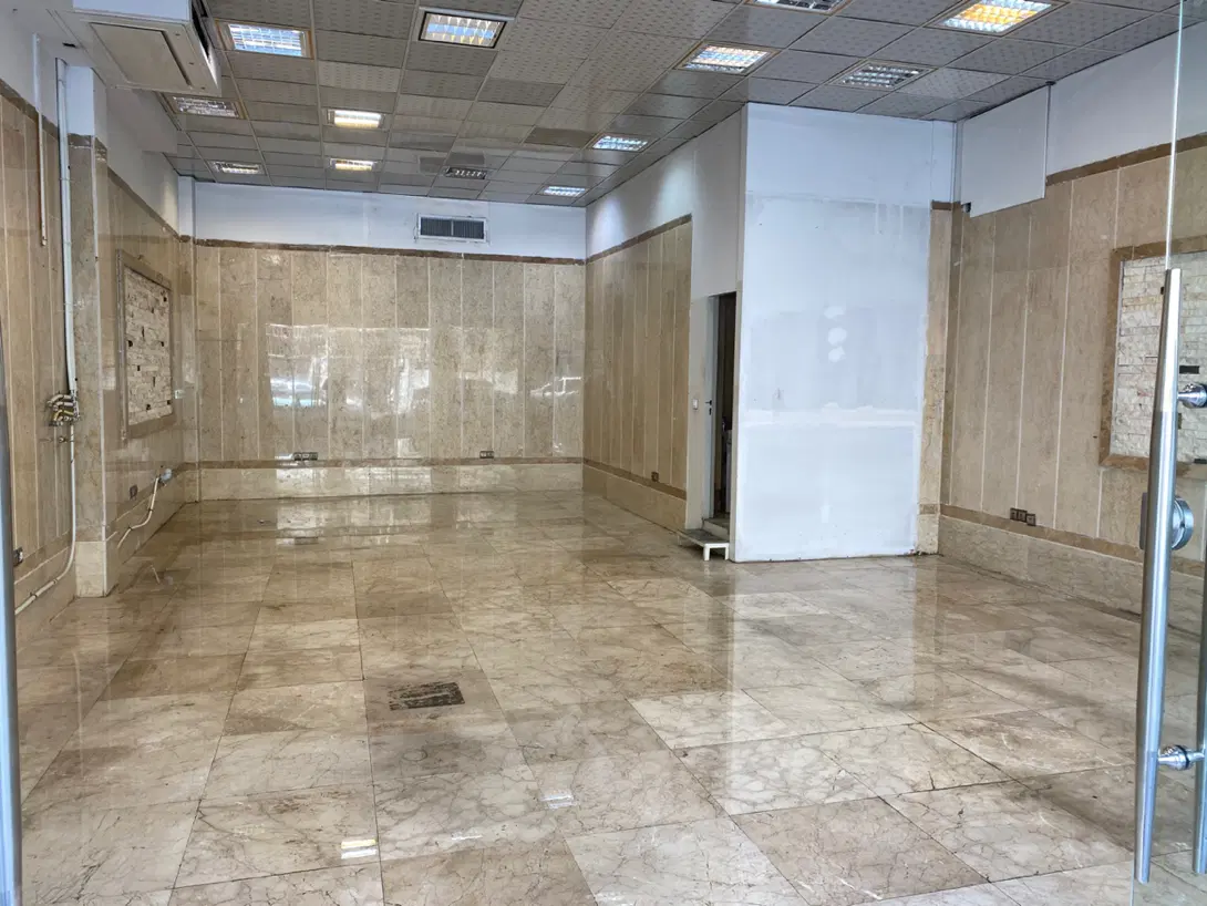 مغازه ۹۰ متر فلکه دوم صادقیه