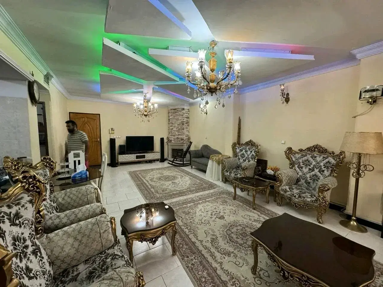 ۷۶مترسندتکبرگ_روبنما_پارکینگ انباری_پایان جستجو