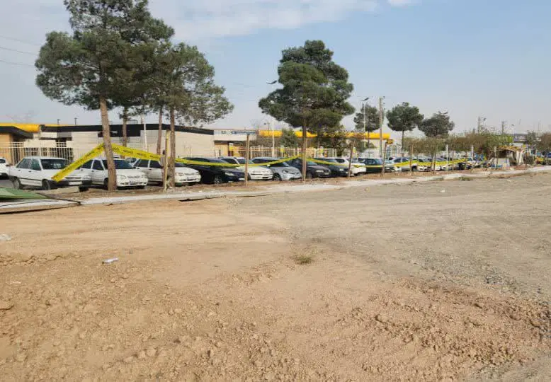 زمین ۷۵ متری پشت مترو کهریزک