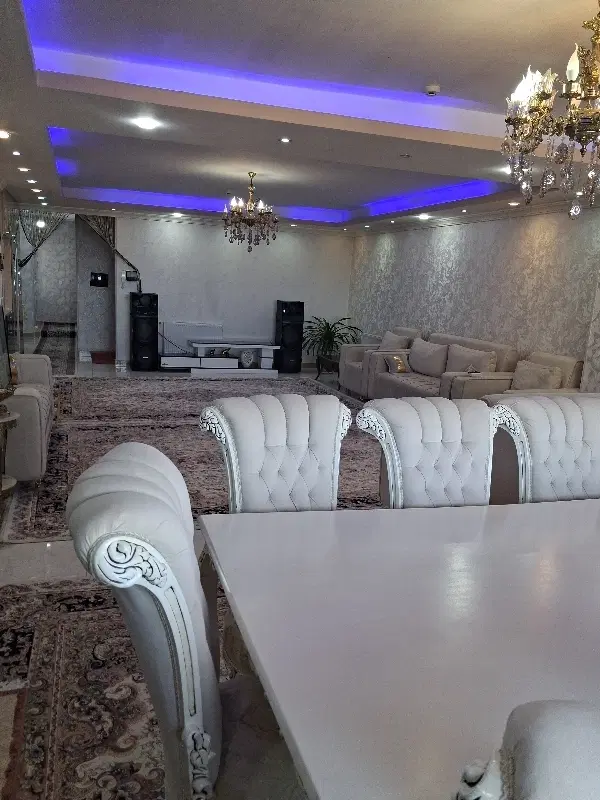 آپارتمان تک واحدی بر مافی ساحلی