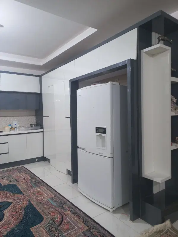فروش آپارتمان خبرنگار تک واحدی