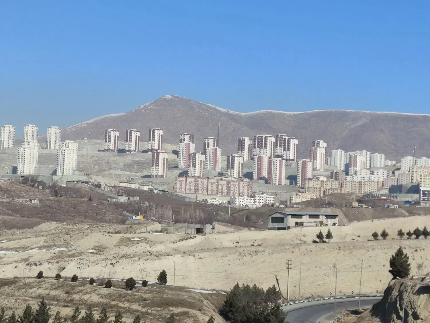 آپارتمان پردیس فاز ۵ ویو بی نظیر