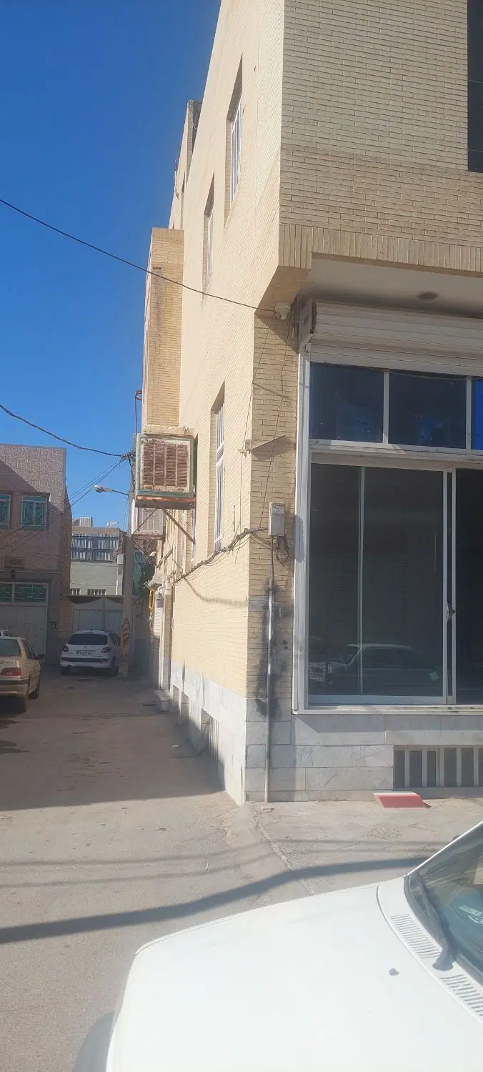 فروش ملک ۳طبقه تجاری ومسکونی