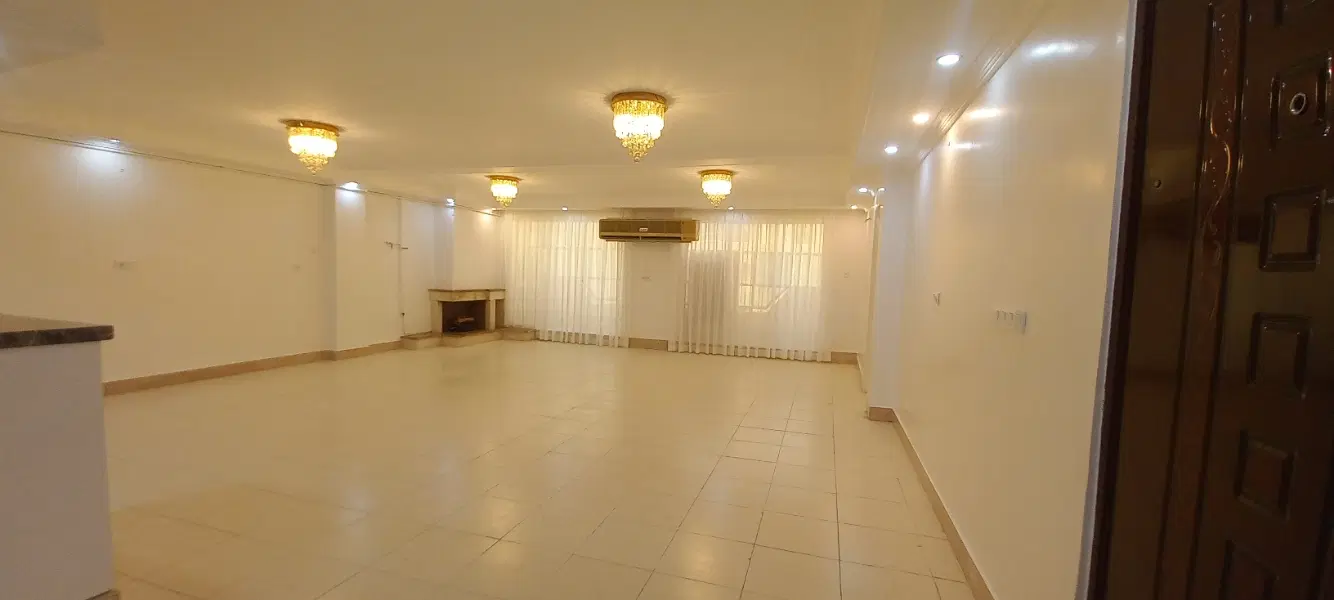 آپارتمان چهار خواب ۱۸۰ متری