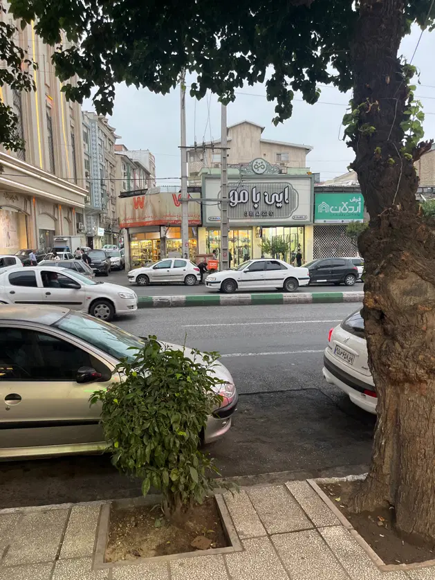 ۱۹متری پاساژ هیرکان خیابان ۵آذر