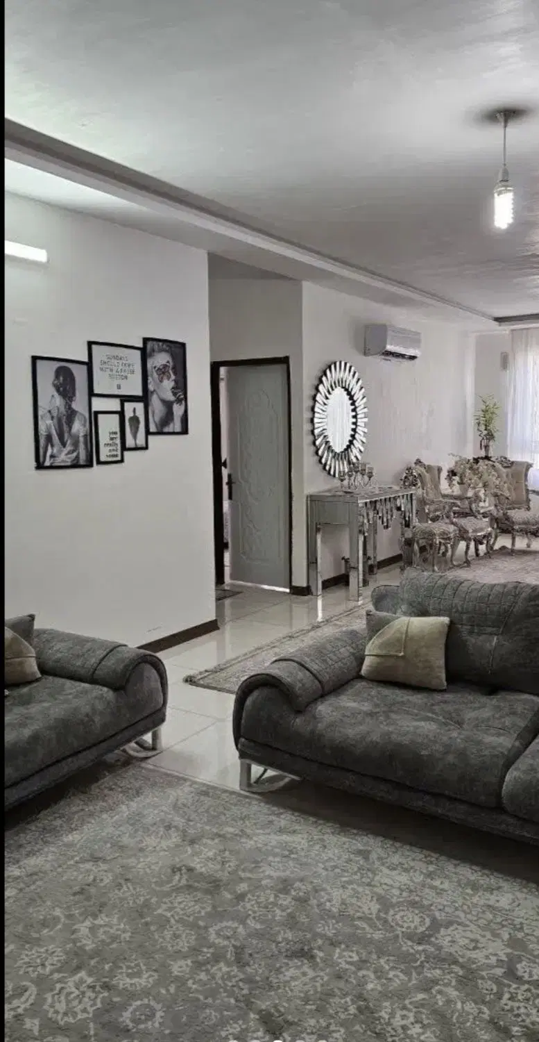 رهن کامل ۱۴۵ متر آفتاب‌گیر با پارکینگ بدون مزاحمت