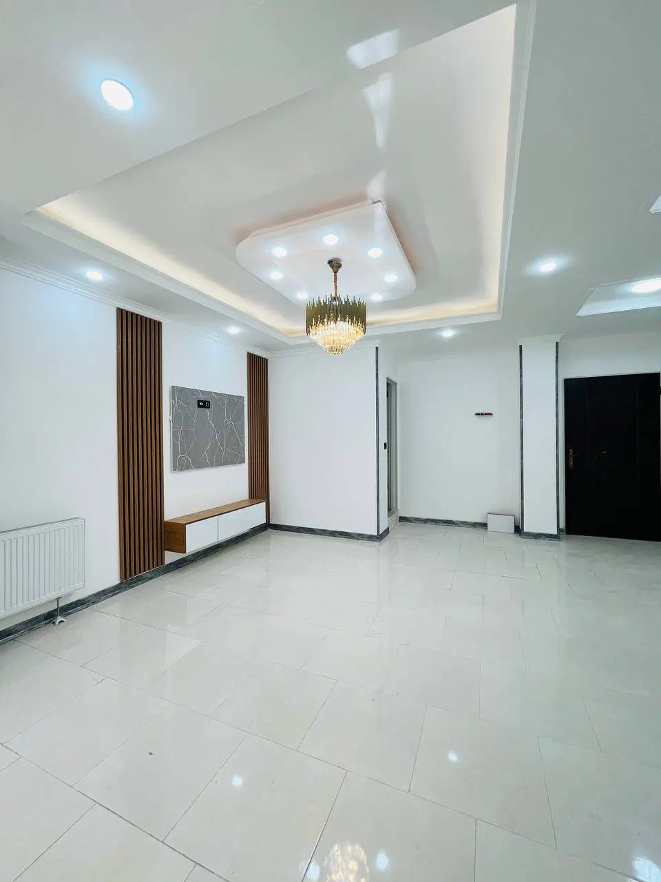 ۴۵ متر غرق نور _ آسانسور پارکینگ