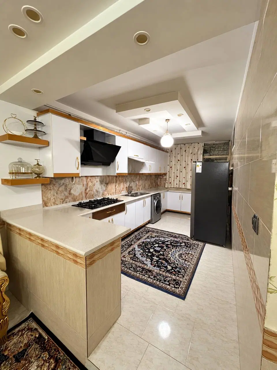 آپارتمان ۱۰۵ متری اجاره ای