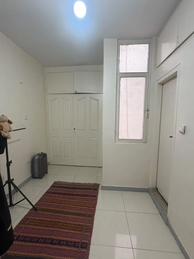 ۴۸متری پارکینگ دار