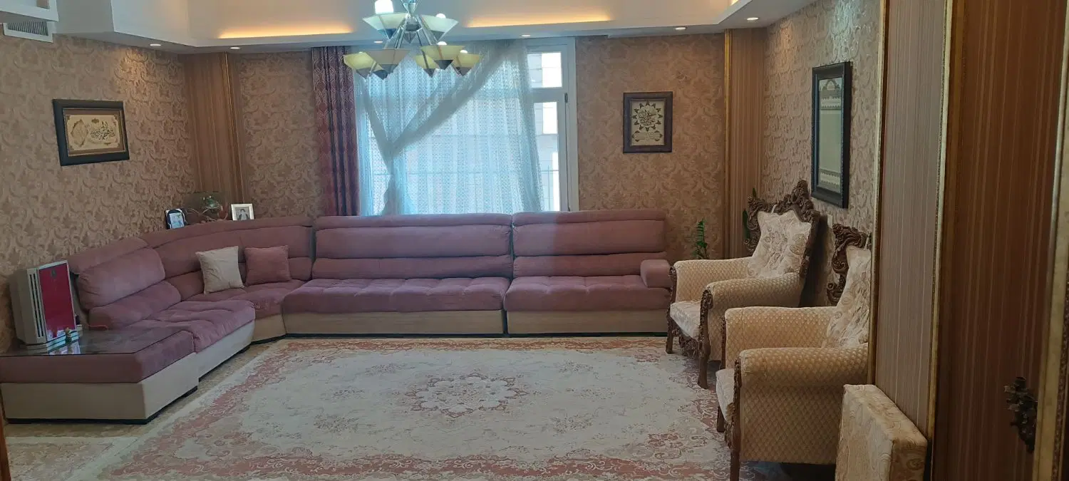 خیابان ایران خ گل‌محمدی