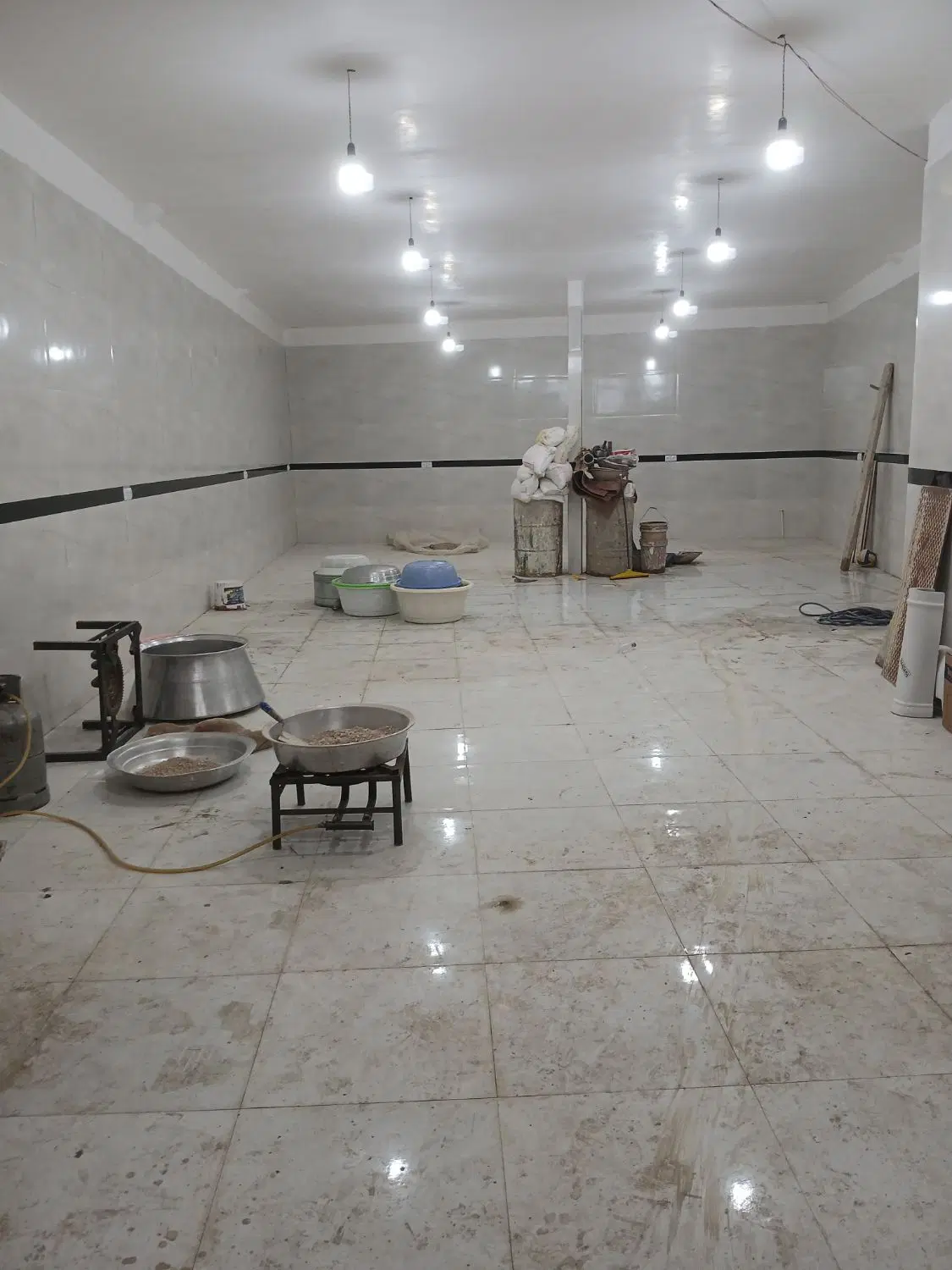 انباری. کارگاه.تولیدی