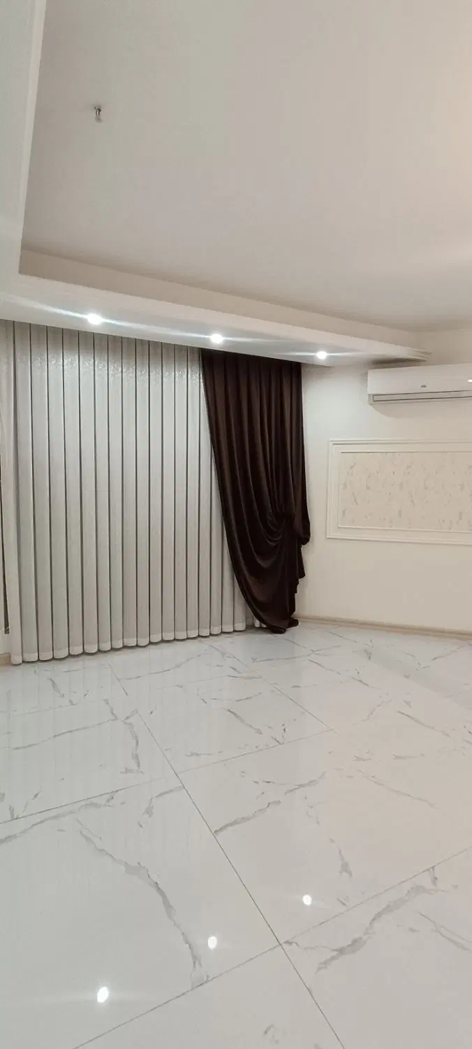 آپارتمان ۱۵۵ متری طبقه همکف ۳خواب یک خواب مستر