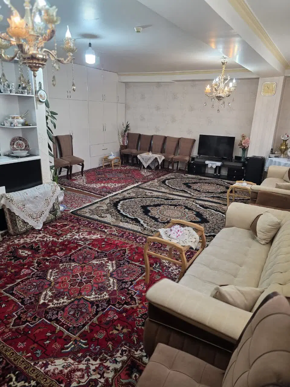 واحد ۷۸متری برخیابان بارنج