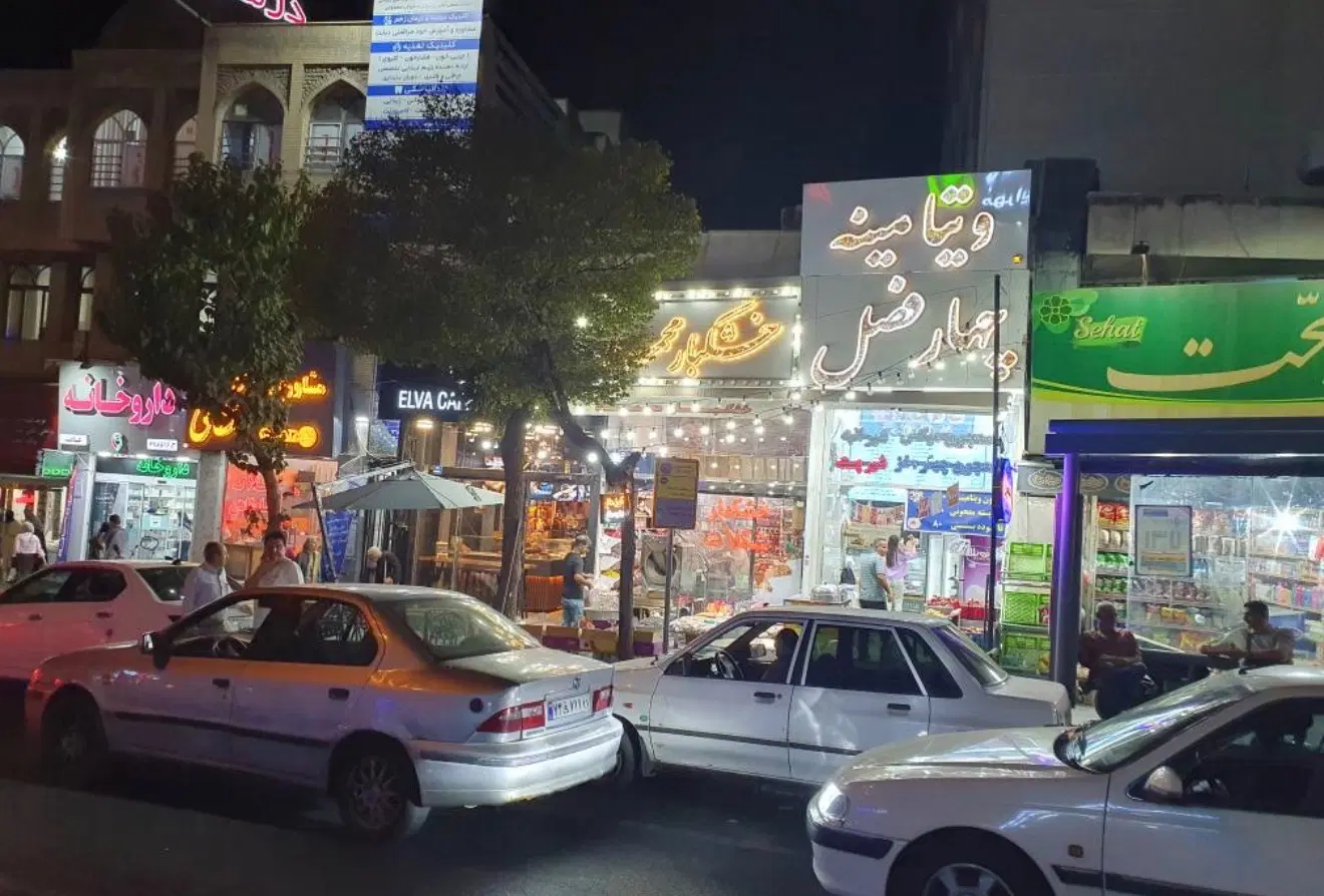 فروش مغازه ۴۰ متر کف ۲۰ متر بالکن