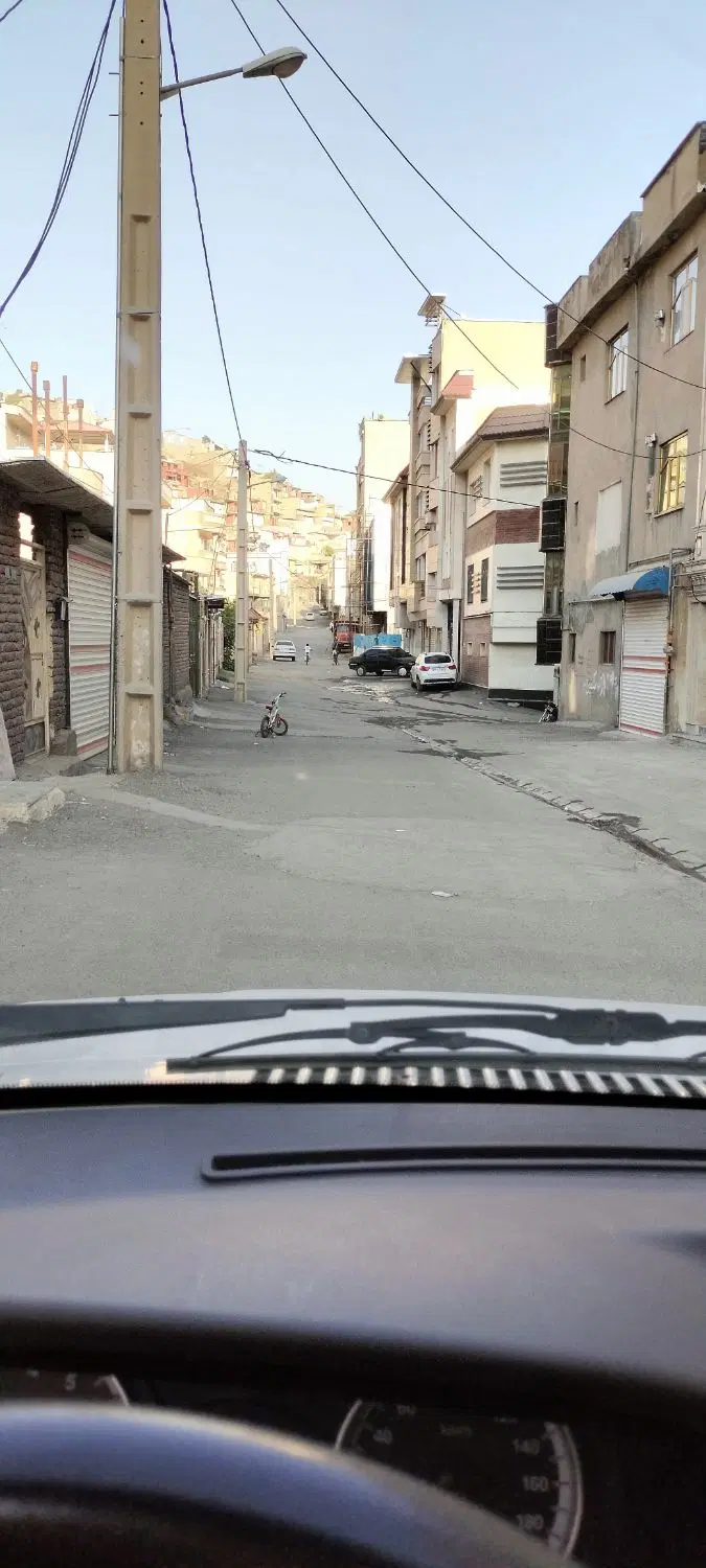 ملک فروشی بیسارانی