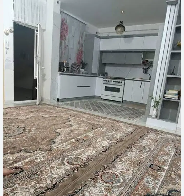 خونه دارم همخونه میخوام