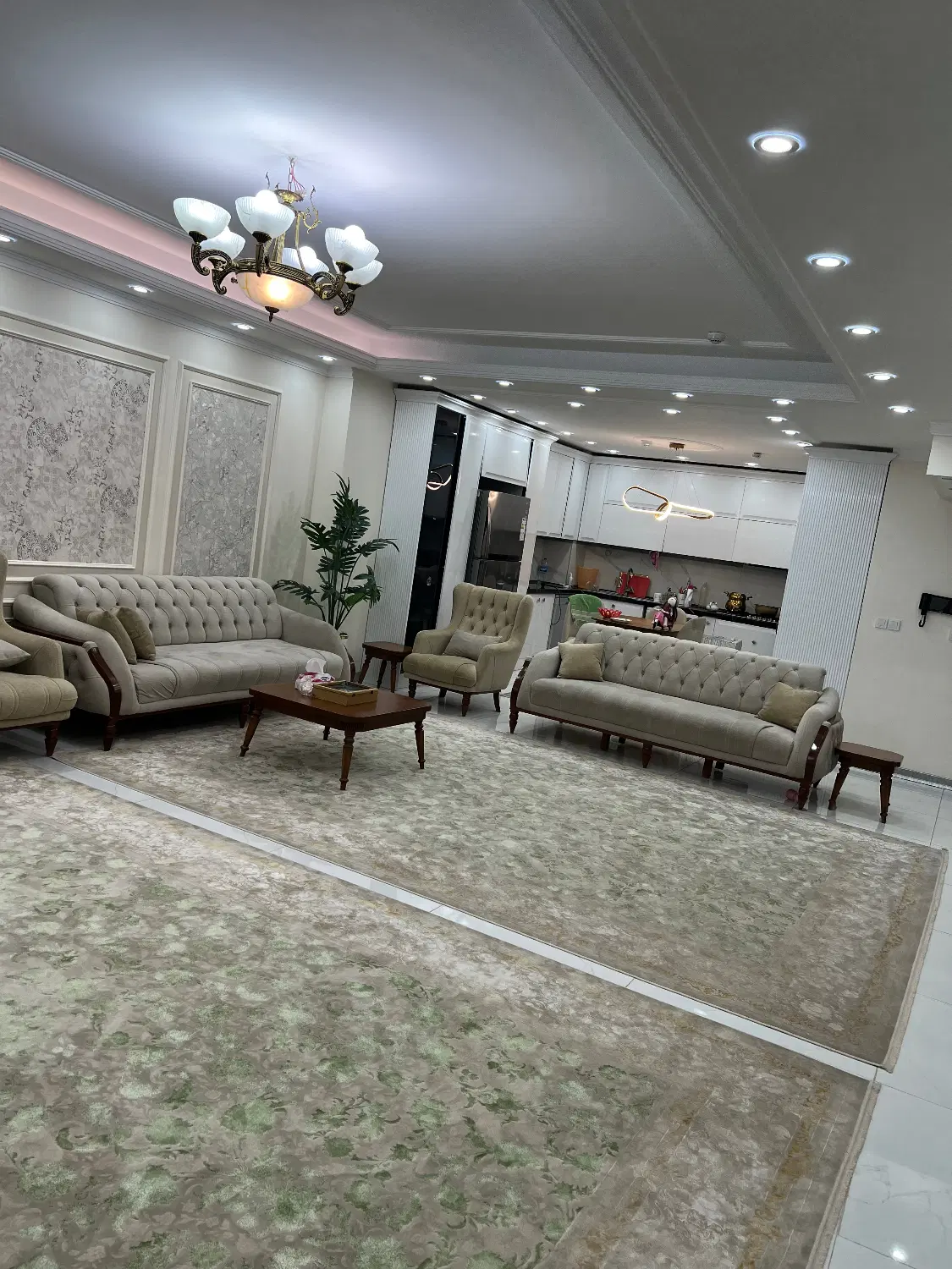 تک‌واحدی ۱۲۱ متری لوکس