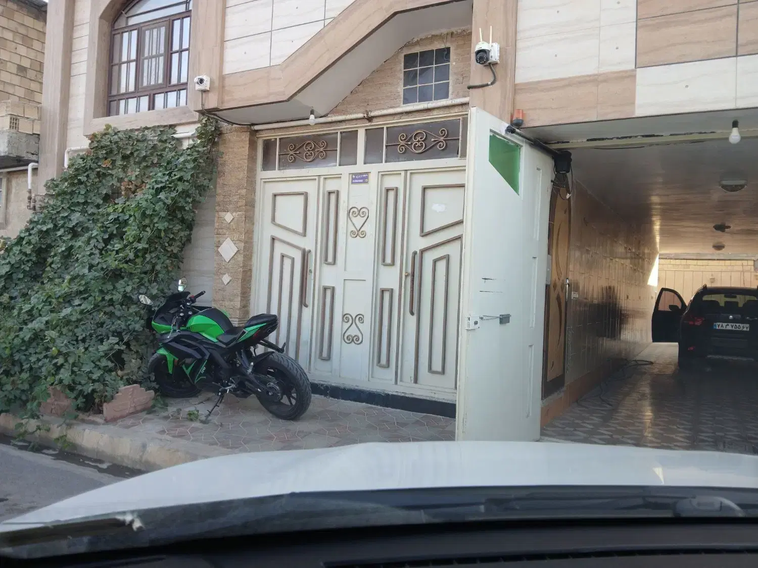منزل ۳ طبقه مسکونی نهضت آباد (شاهدان)