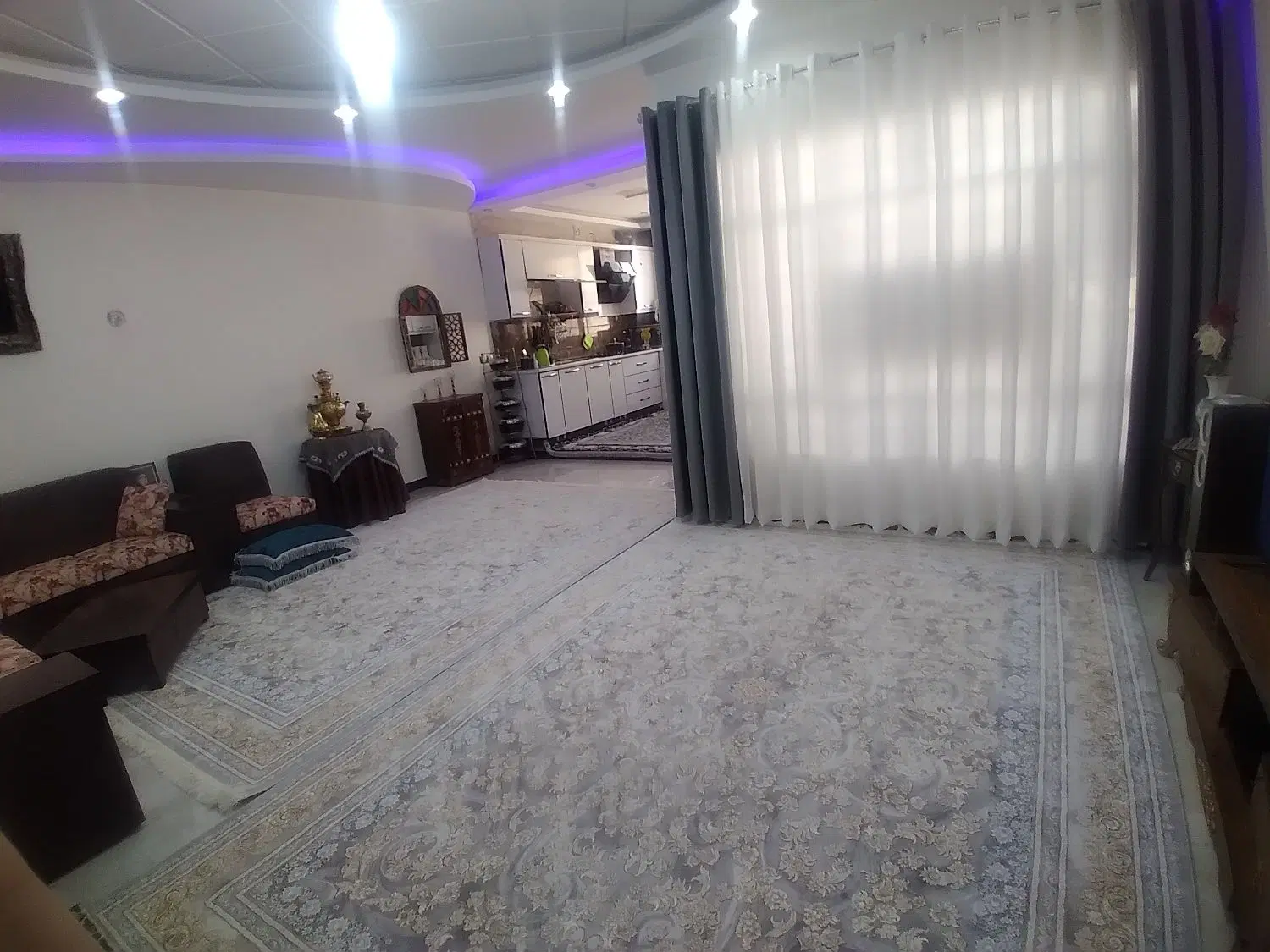 ساختمان دوطبقه ۸۰ متری در چشمه خانی