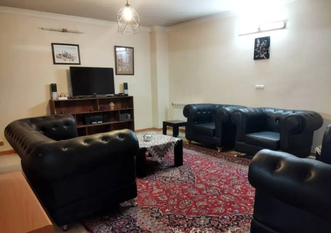 ویلایی خیابان مولوی