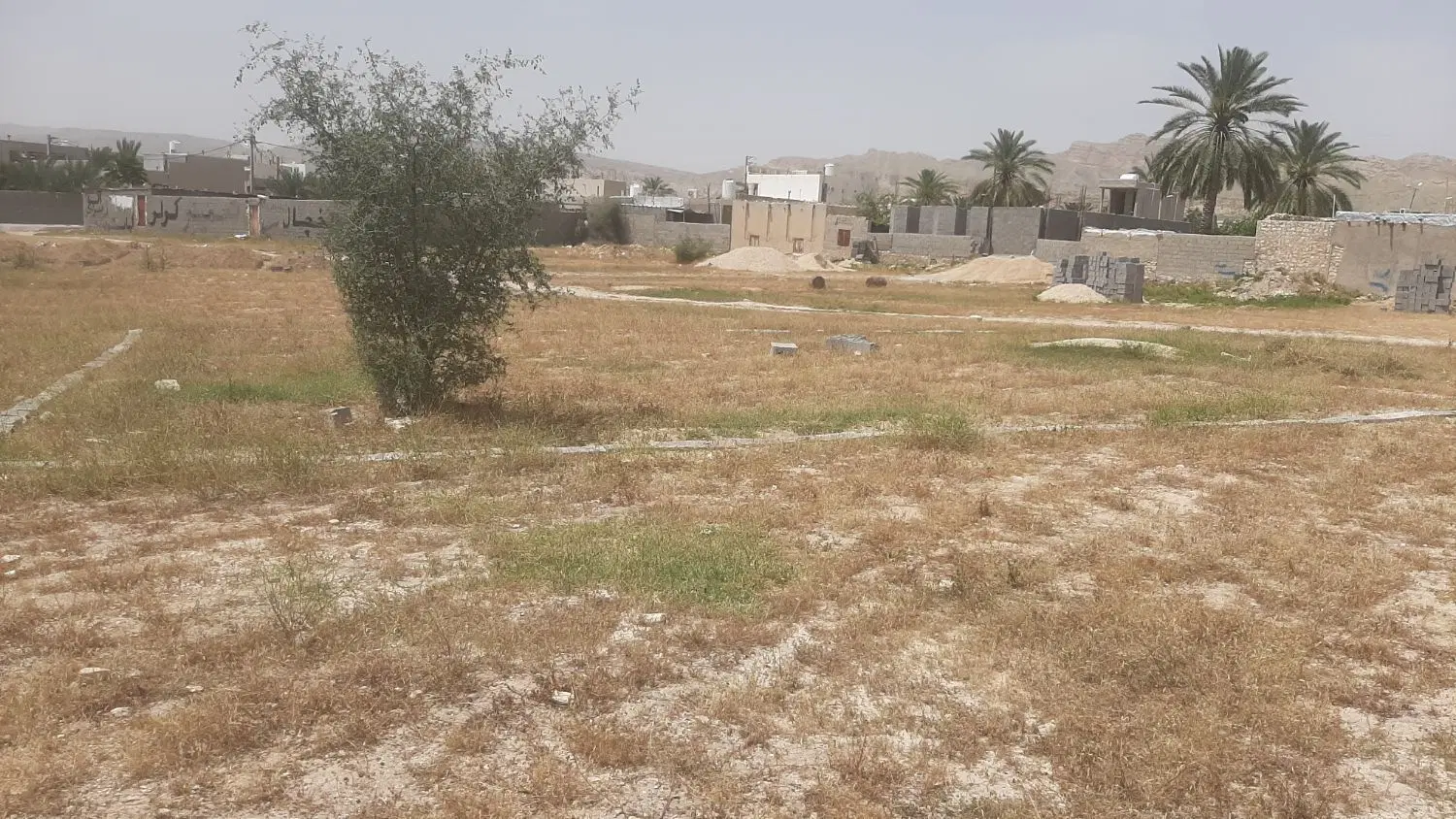 زمین ۲۵۰ متری