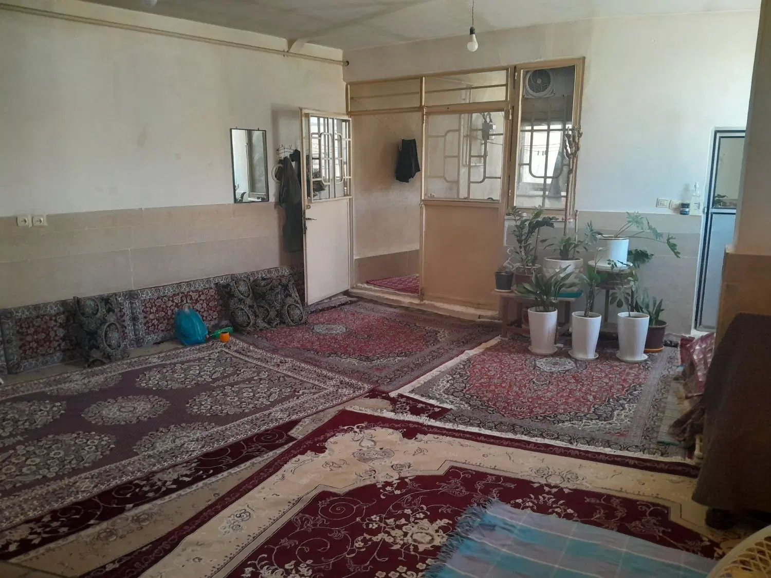 خانه دو طبقه لوکس نقلی