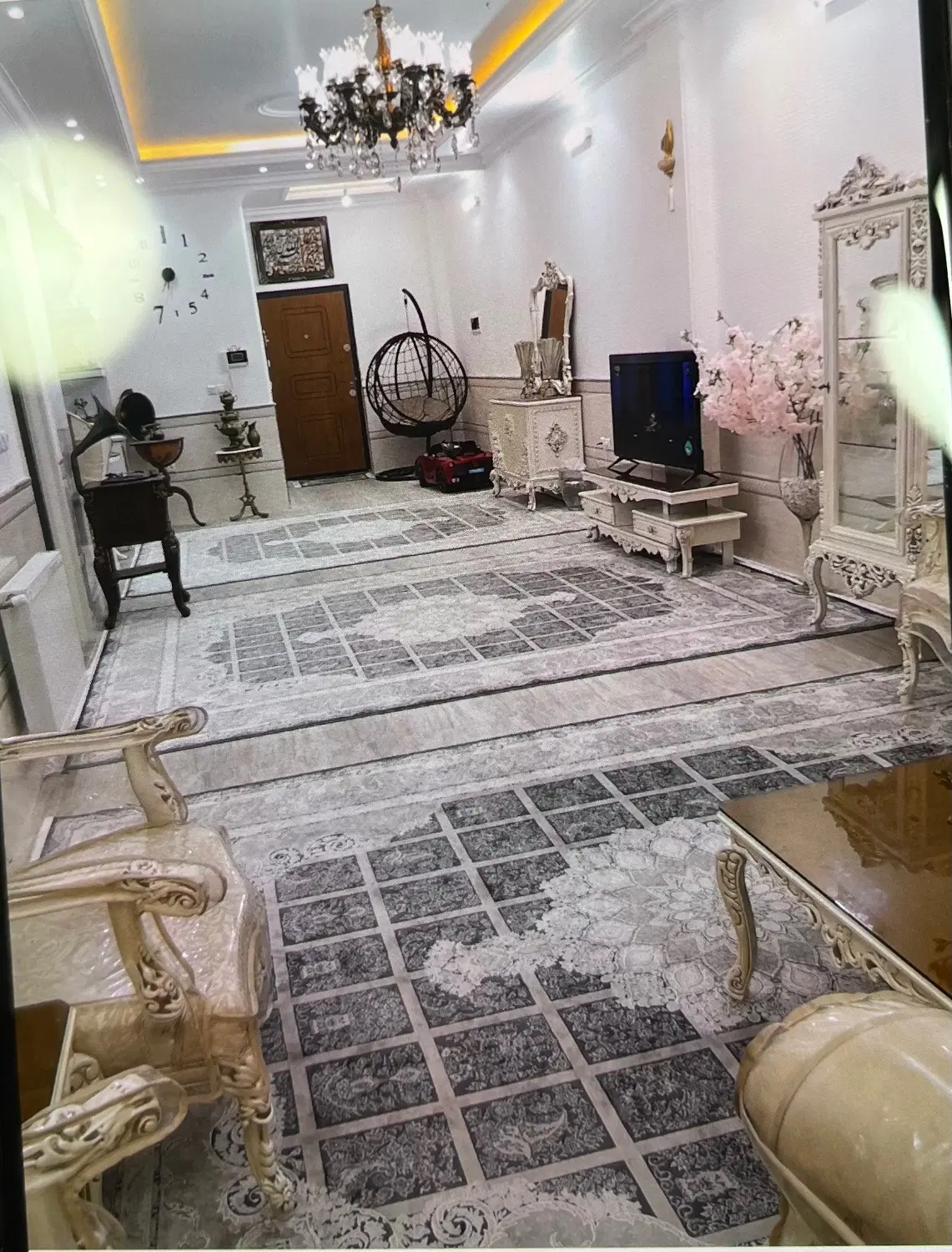 تک واحدی همکف