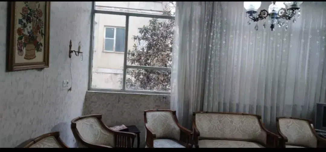سه طبقه ۱۰۰متر مجزاوبسیارخوش نقشه دربستی یاتکی تکی