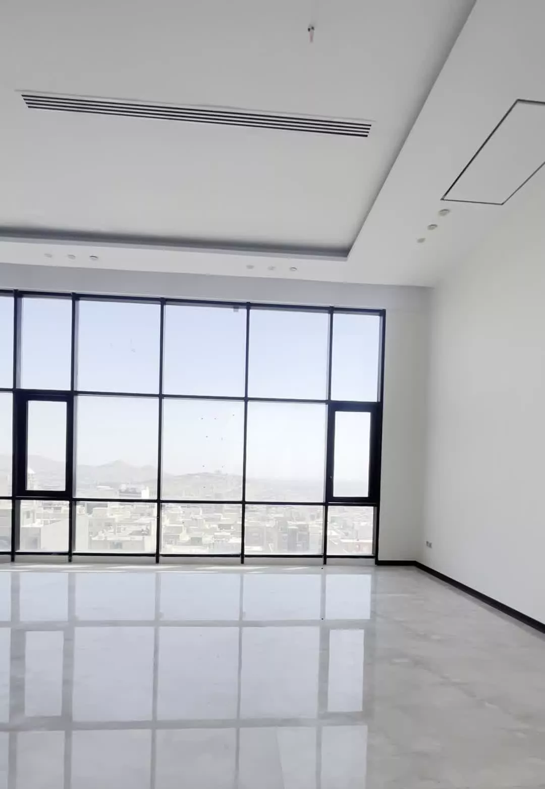 ۶۰۰ متر پنت هاووس_ بی تکرار_ تاپ لوکیشن عظیمیه