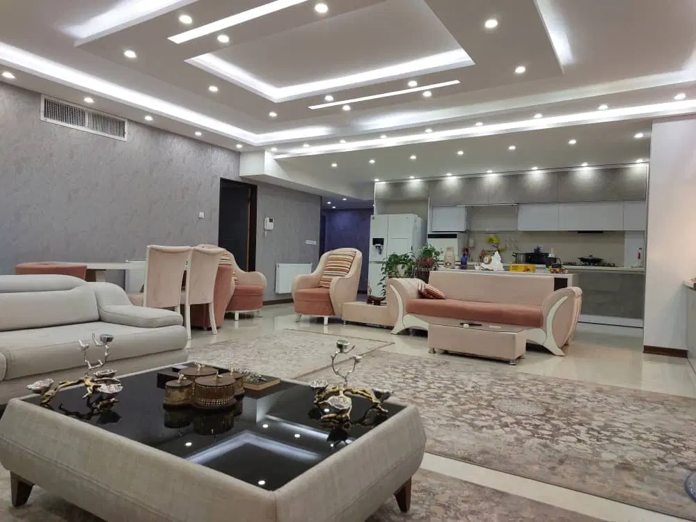 ویلایی تجاری مسکونی بر بلوار ارم